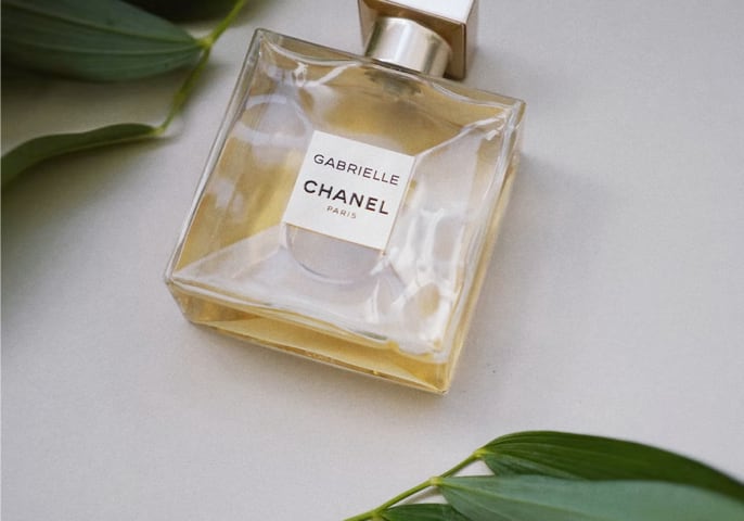 perfumeImg